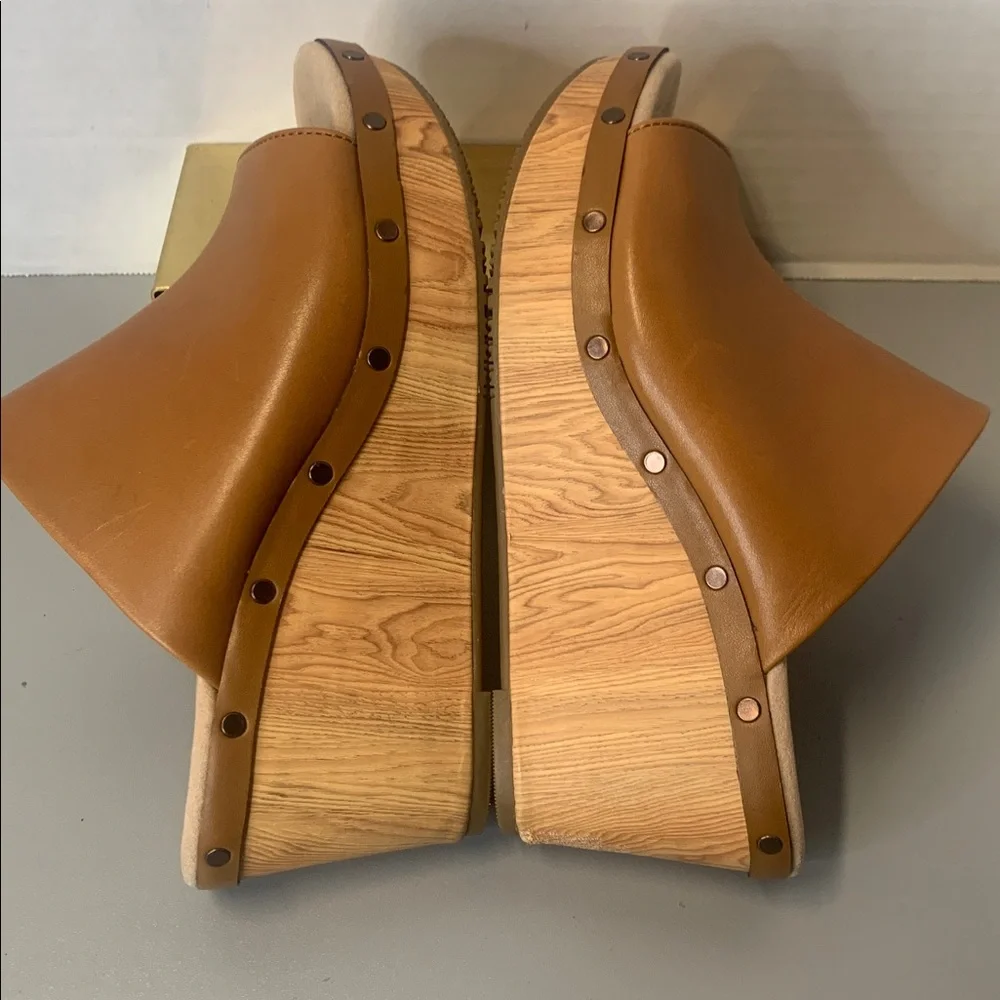 Clarks Brown Leather copper accents Wedge 3” Mules Size 9 - Picture 5 of 13